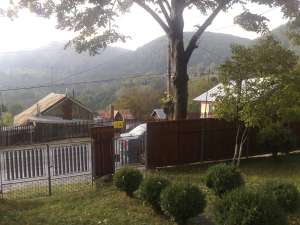 VAND CASA ZONA DE MUNTE ALTITUDINE 650 METRI