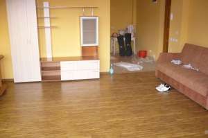 Apartament 2 camere,  decomandat. Pret 35.000 euro