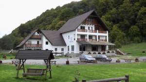 Liniste,   Relaxare,   Natura-  Hanul  Roua  Sanzienelor,   Brasov