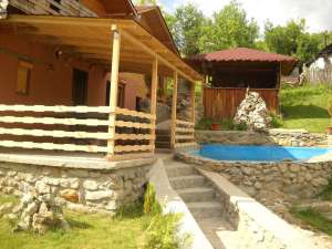 casa de inchiriat la munte