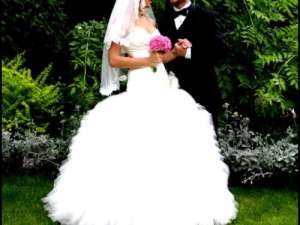 Vand rochie de mireasa model sirena