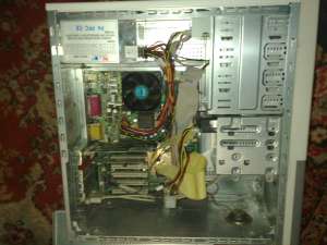 vand sistem athlon 2400+ 512 ram 64 video