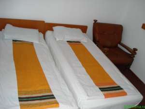 Vand mobilier second-hand pentru hotel sau pensiune
