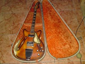 vand chitara FENDER CORONADO 2 1967