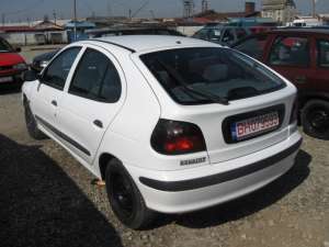 vand renault megan taxa veche