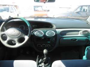 vand renault megan taxa veche