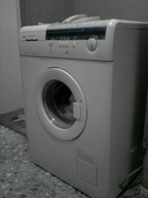 inchiriez 1 camera la apartament de 2 camere 100 EURO