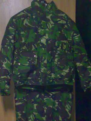 COSTUME DE CAMUFLAJ