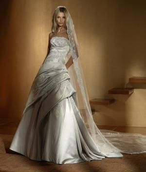 Vand rochie de mireasa