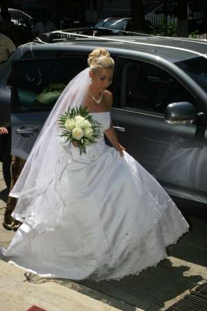 vand rochie de mireasa
