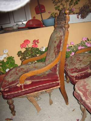 Vand mobila veche