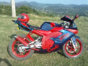 VAND DERBI GPR 50 CC 2008 MODIFICAT 80 CC LA SUPER PRET 850 EURO