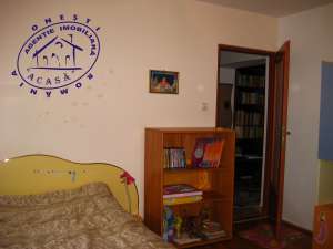 Ap. 3 camere decomandat in Onesti