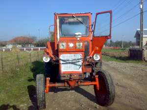 Tractor U650