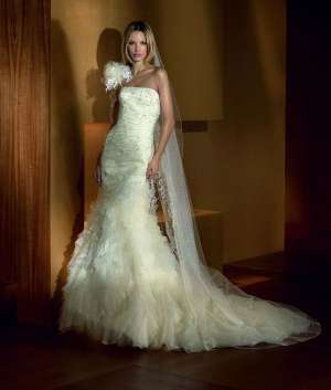 vand rochie mireasa
