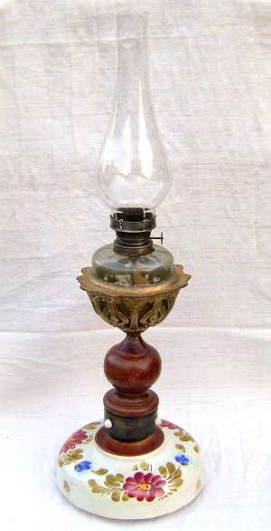 superba lampa de petrol