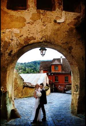 VAND ROCHIE MIREASA AGNES TOMA