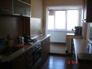 Proprietar vand ap. 3 camere complet decomandat