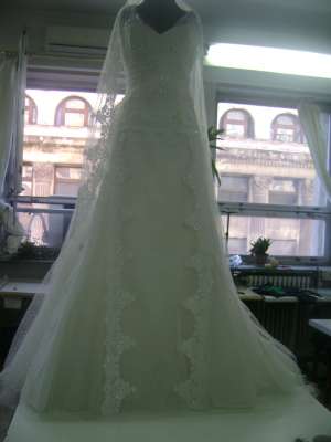 Vand rochie mireasa La Sposa in stare excelenta