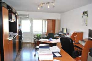 3 CAMERE SPLAIUL INDEPENDENTEI-UNIRII