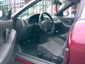 vand mazda 323 f