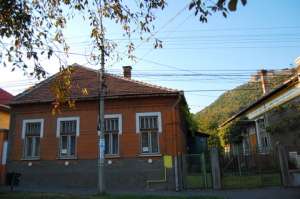 Vand sau schimb casa in Deva