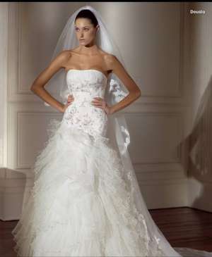 Inchiriere rochie de mireasa Pronovias Deusto