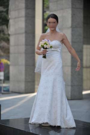 Vand rochie de mireasa