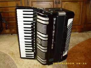 Vand acordeon weltmeister S4,  120 basi. stare impecabil