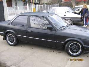 Bmw 323 i Coupe
