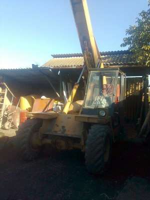 Vand incarcator telescopic JCB