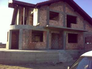 casa la rosu