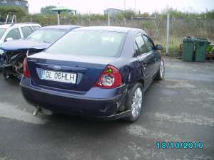 Vand Ford Mondeo 2001 avariata