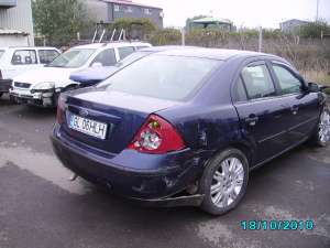 Vand Ford Mondeo 2001 avariata