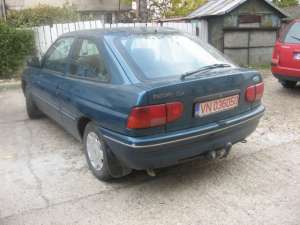 vand ford escort 1, 6 cc 650 e nr rosii unic proprietar