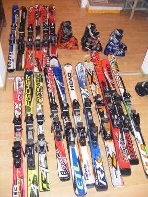 VAND SKIURI CLAPARI BUTI DE SNOW PLACI NOI SI SH pantaloni de snow siochelari ski ADUC SI LA COMANDA