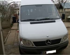 Inchiriez Mercedes Sprinter 16 locuri