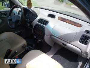 Okazie !!! Vand Rover 200 la 1400 E