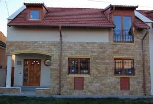 Casa familiala Subcetate