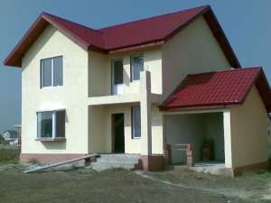 Vila semifinisata Domnesti