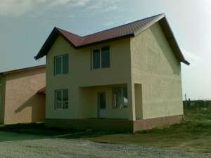 Vila semifinisata Domnesti