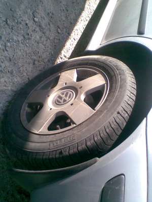 cumpar / vand 2 buc.jante vw golf IV pe 15