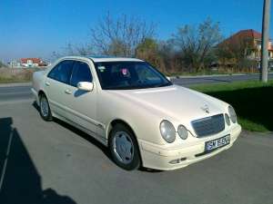 Vand Mercedes E200!!!