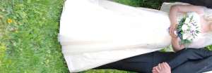 Vand rochie de mireasa!