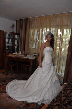 vand rochie mireasa MA CHERIE