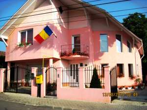 vand casa zona centrala dej