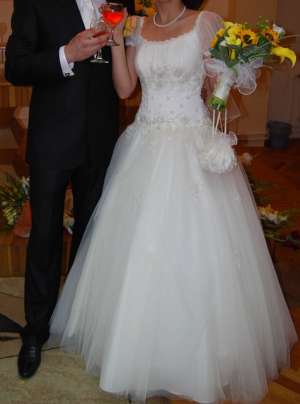 Vand rochie de mireasa Whie Lady,  colectia 2010