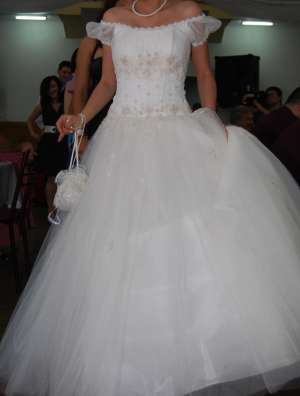 Vand rochie de mireasa Whie Lady,  colectia 2010