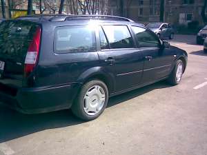 Inchiriere autoturism cu sofer-1Leu/Km