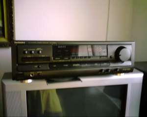 Amlituner Technics prologic
